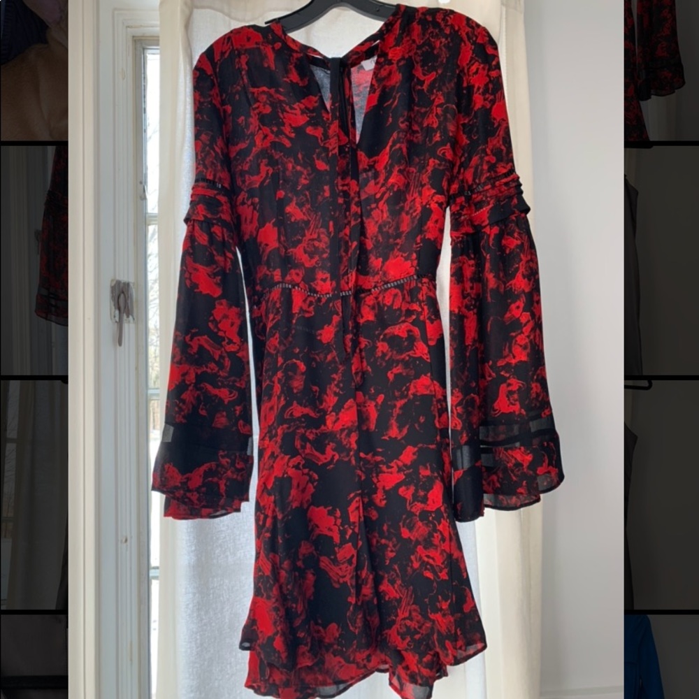 Parker Long-sleeve Red and Black Dress size M